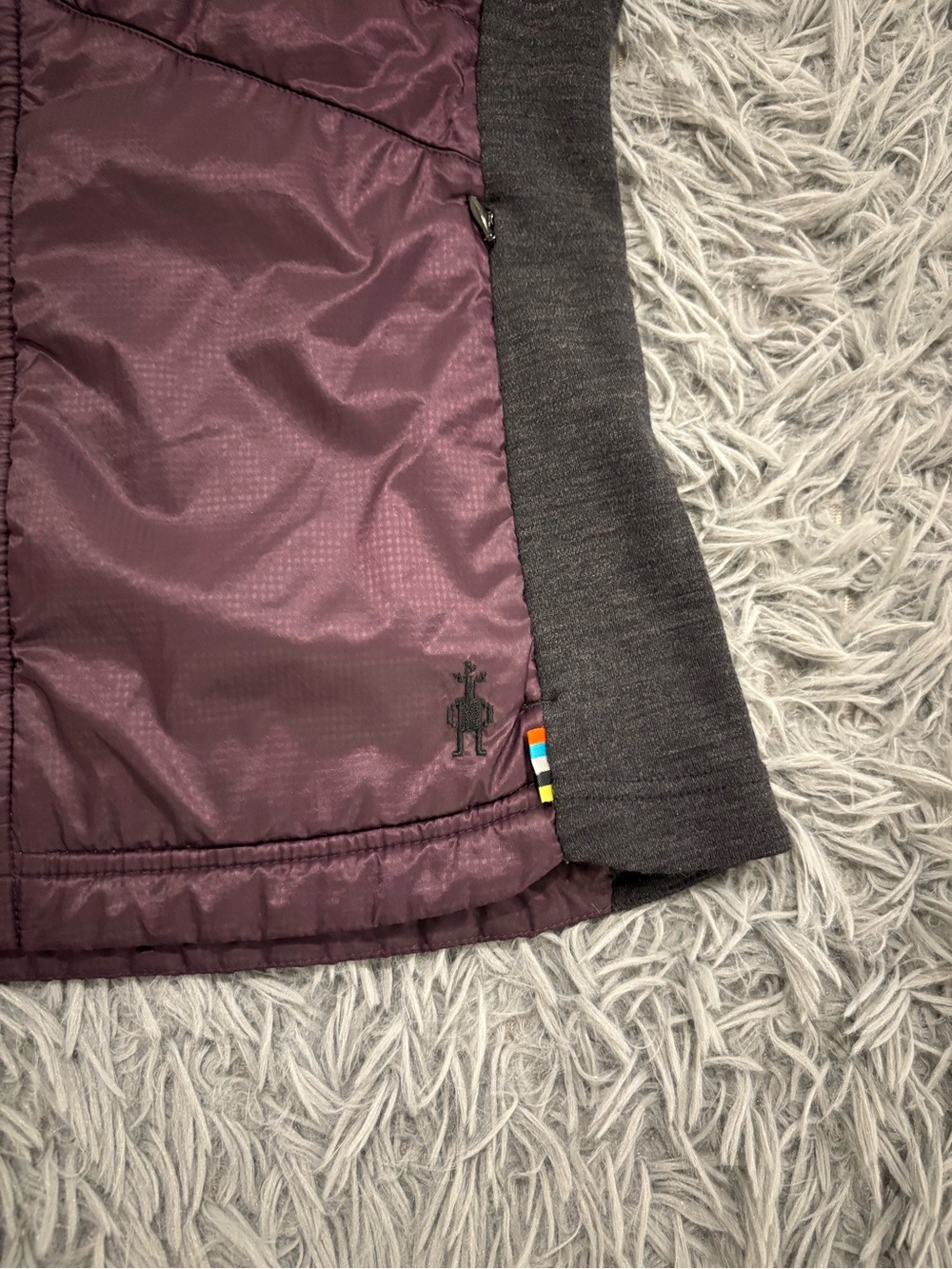 Smartwool Women’s Puffer Vest Hoodie Merino Wool Purple Small Gorpcore Outdoor - Picture 3 of 7